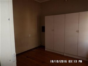 3 Bed House in Prestbury