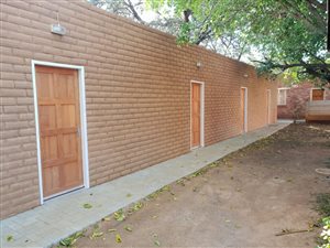 1 Bed Flat in Meiringspark