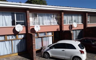 2 Bedroom Duplex in Grahamstown Central