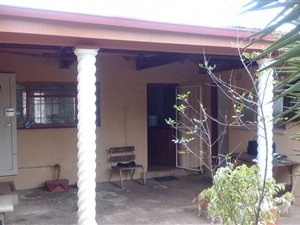 2 Bed House in South Hills