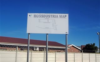 8306 m² Land available in Mossindustria