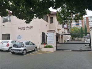 133 m² Commercial space in Bedford Gardens