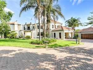 7 Bed House in Saddlebrook Estate