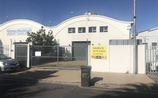 475 m² Industrial space in Claremont
