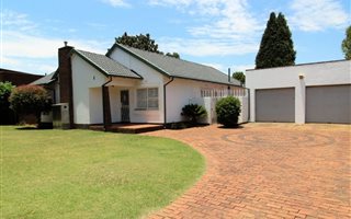 3 Bedroom House in Simmerfield