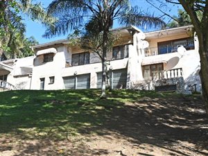 5 Bed House in Berea West