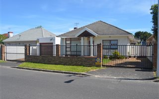 3 Bedroom House in Plumstead