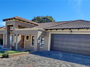 3 Bed House in Eikenbosch
