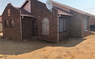 3 Bedroom House in Heidedal