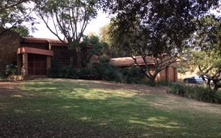 5 Bedroom House in Waterkloof Ridge