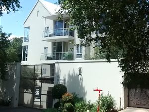 1 Bedroom Apartment in Parktown North