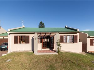 3 Bed Cluster in East Bank