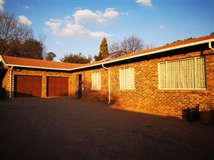4 Bed House in Lyttelton Manor