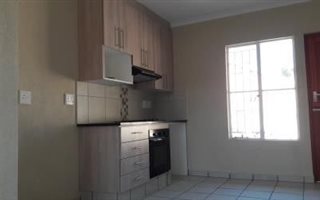 2 Bedroom Townhouse in Jukskei Park