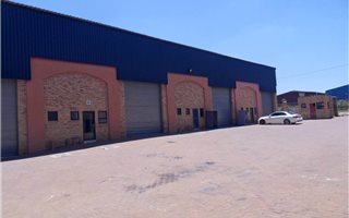 370 m² Industrial space in Crown City