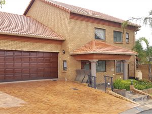 3 Bed House in Irene View Estate