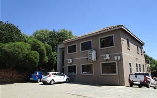 132 m² Office Space in Zwartkop