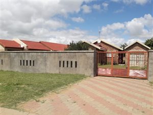 2 Bed House in Osizweni