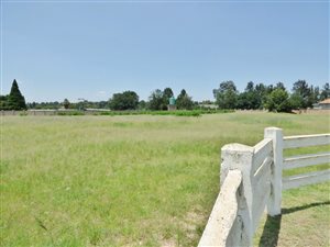 8700 m² Land available in Dunblane Estate