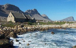 3 Bedroom House in Rooi Els