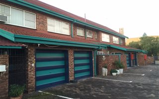 3 Bedroom Duplex in Miederpark