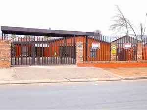 3 Bed House in Newlands