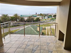 3 Bed Apartment in Mossel Bay Central