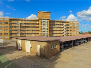 2 Bed Flat in Middelburg Central