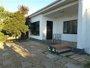 5 Bed House in Jamestown