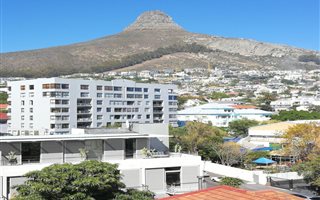 60 m² Commercial space in Sea Point