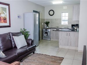 2 Bed Flat in Montana Park