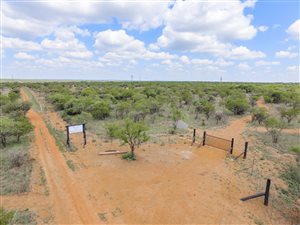 22 ha Farm in Dinokeng