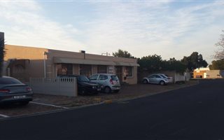 306 m² Office Space in Springbok Park