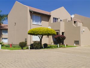 2 Bed Apartment in Beyers Park
