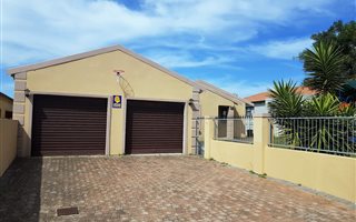3 Bedroom House in Kamma Heights