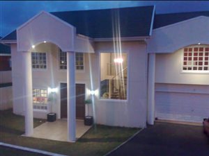 4 Bed House in Mt Edgecombe