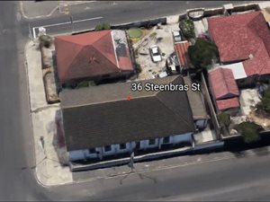 House in Parow Central