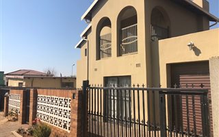 4 Bedroom House in Pimville