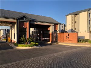 1 Bed Apartment in Carlswald Estate