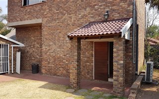 55 m² Commercial space in Garsfontein
