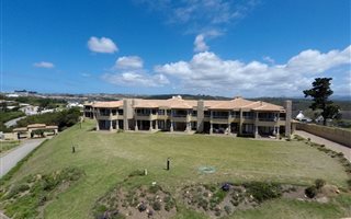 3 Bedroom House in The Hill Estate