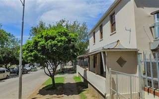 2 Bedroom Apartment in Grahamstown Central