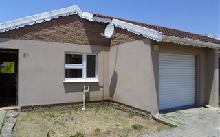 2 Bedroom House in King Williams Town