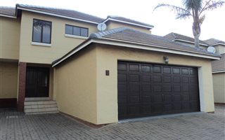 3 Bedroom Cluster in Woodlands Estate