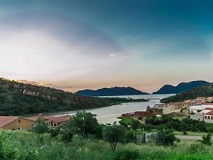 813 m² Land available in Estate D Afrique