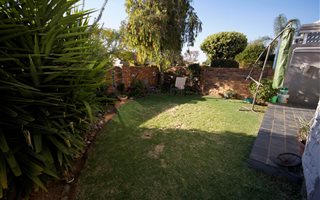 3 Bedroom Townhouse in Kensington