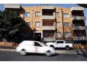 2 Bed Apartment in Kew