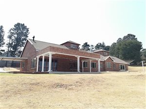 5 Bed House in Golf View
