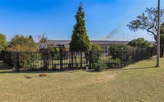 5 Bedroom House in Witpoortjie