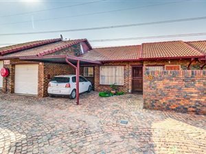 3 Bed Townhouse in Birch Acres